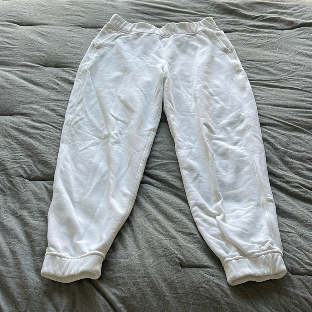 Lululemon Relaxed High Rise Jogger